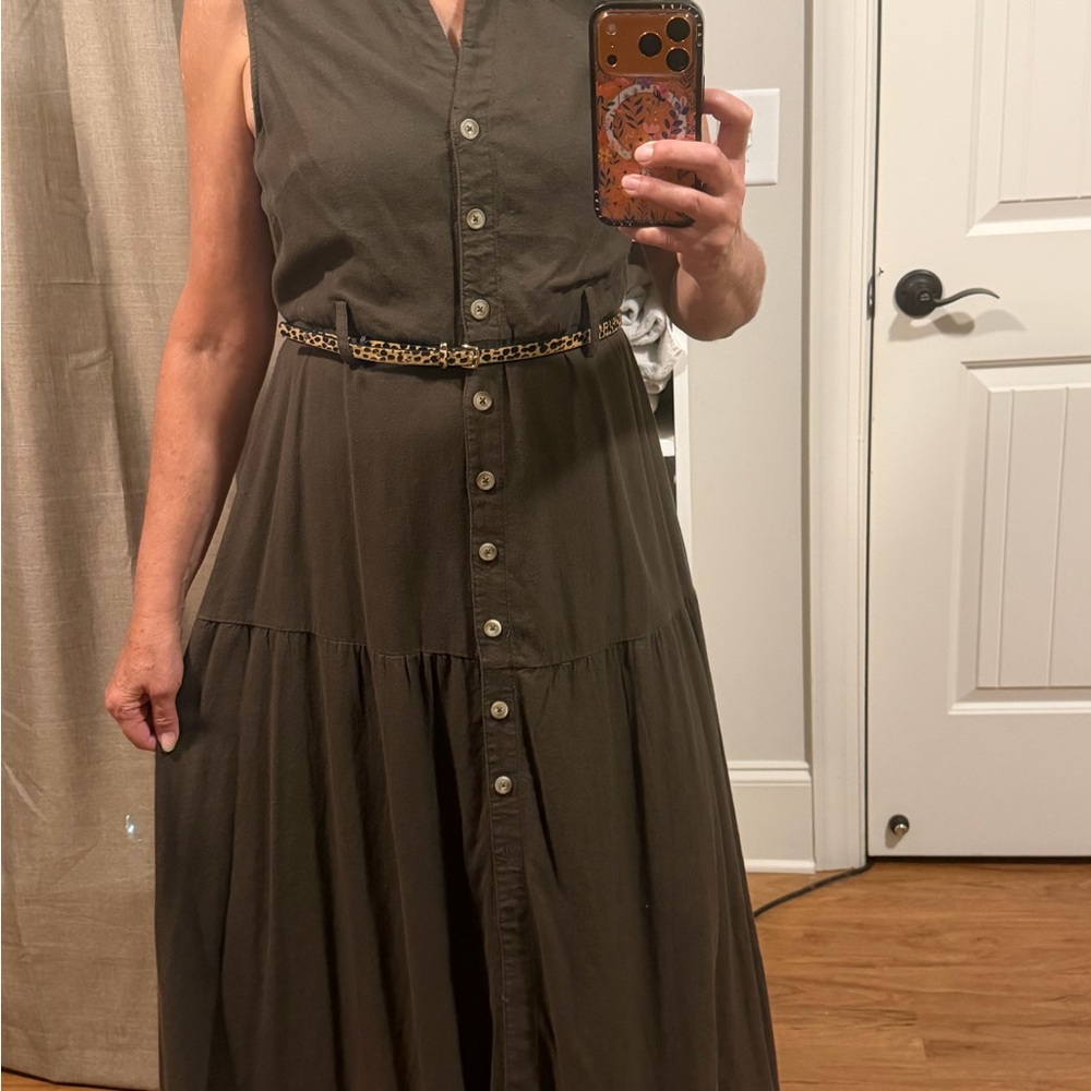 Nicole Miller Olive Sleeveless Button-Front Maxi Dress